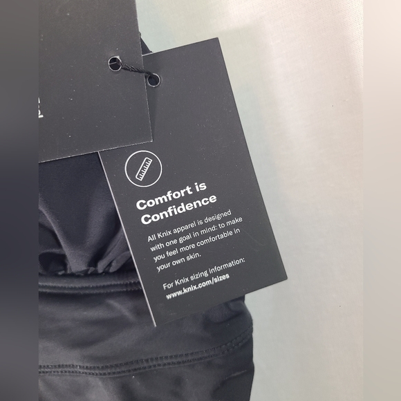 KNIX black tankini top Size medium women's- New with tags - Picture 7 of 8